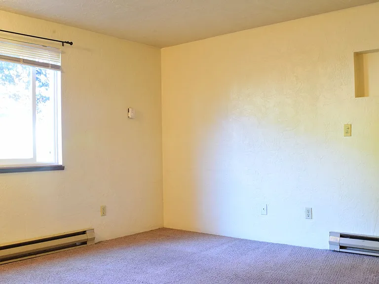 Washington Apartments — Photo 3