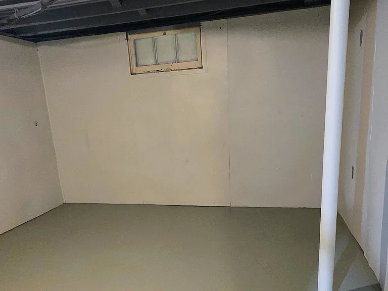 bonus room 2 in basement