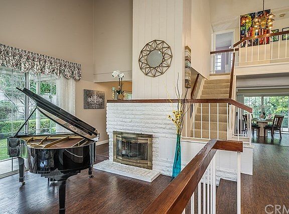 3rd image of 22526 Mountain Laurel Way