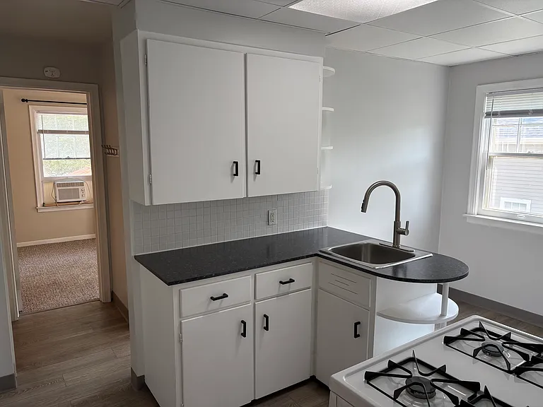 425 Lyon St NE #1 — Photo 18