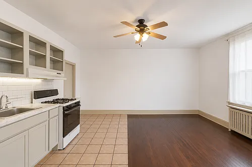 4712 Woodland Ave #3 Photo 1