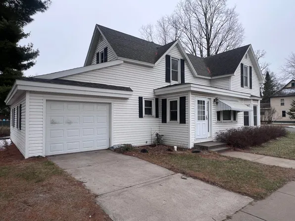 2120 Broadway St S, Menomonie, WI 54751