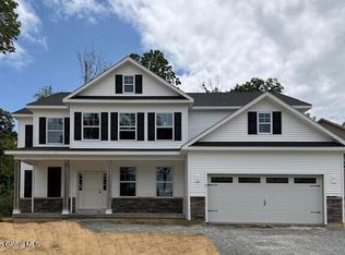 25 Tamarack St, Ballston Lake, NY 12019