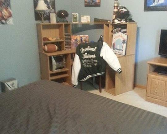 2nd bedroom