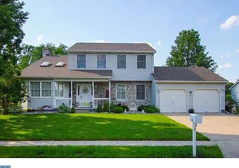 33 Dogwood Ave