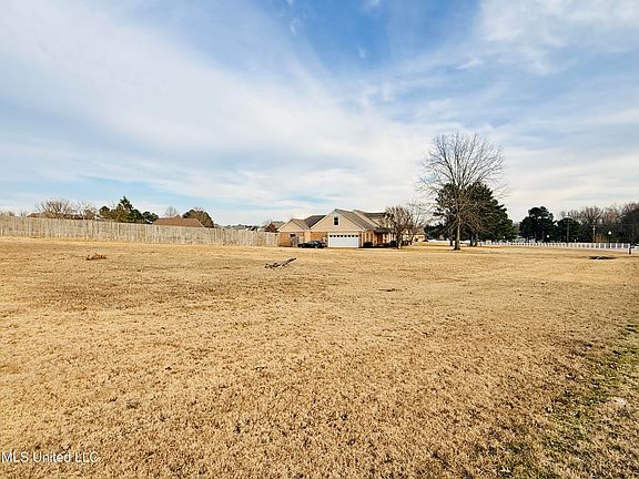 3rd image of 12632 River Bend Dr