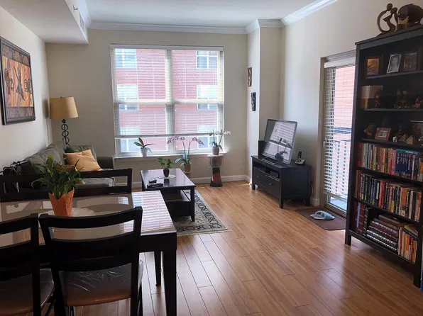 1441 Rhode Island Ave NW APT 609, Washington, DC 20005