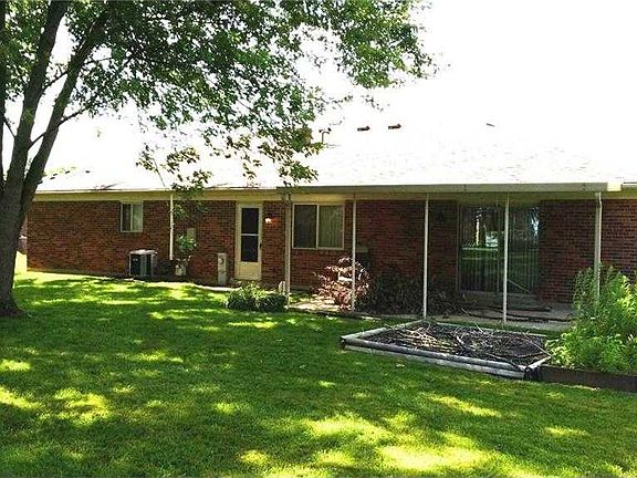 2nd image of 7104 Cranlyn Dr