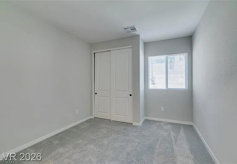 109 Medianoche St — Photo 29