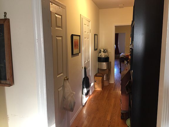 5th image of 3034 42nd St APT 3L