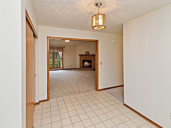 4th image of 6200 Fox Tail Dr