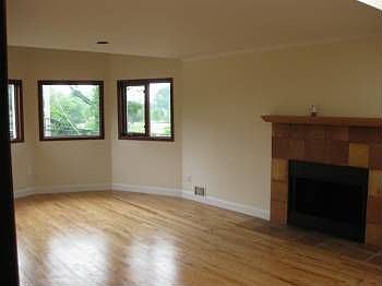 5th image of 39 Highland St E
