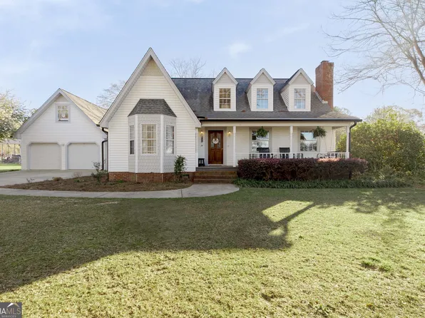 202 Tucker Rd, Warner Robins, GA 31088