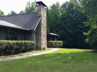 8395 Sundridge Dr, Fairburn, GA 30213