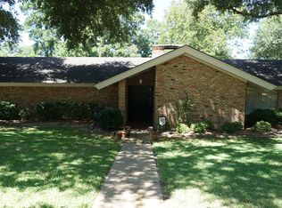 3601 Colonial Dr, Nacogdoches, TX 75965