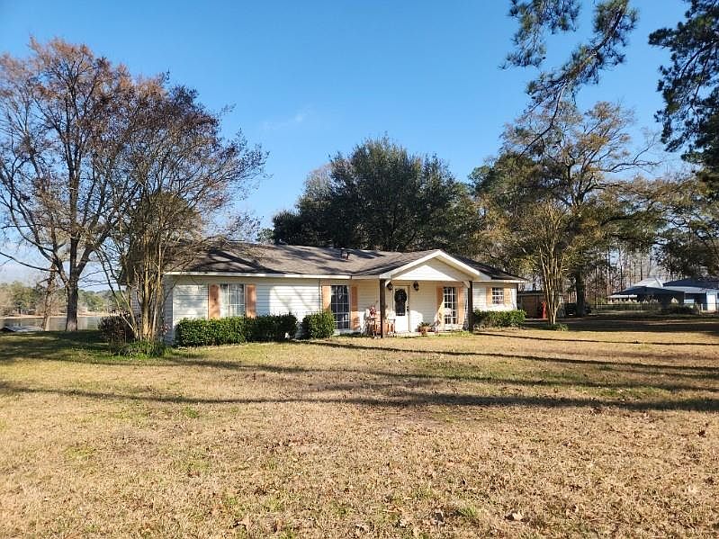 1st image of 111 Johnson Ln