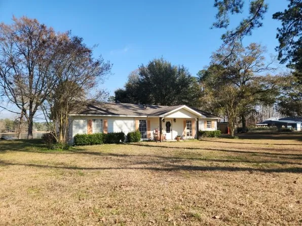 111 Johnson Ln, Natchitoches, LA 71457