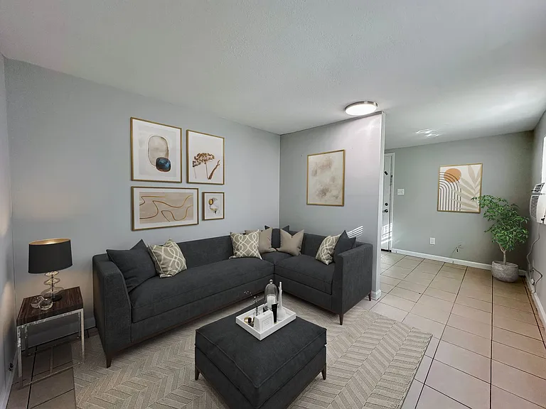 204 Courtyard Cir — Photo 105