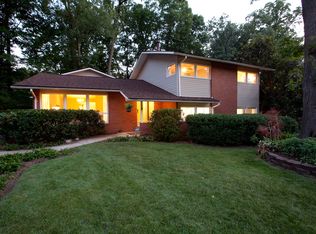 9 Schindler Ct, Silver Spring, MD 20903