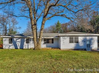 1996 White Lake Dr, Whitehall, MI 49461