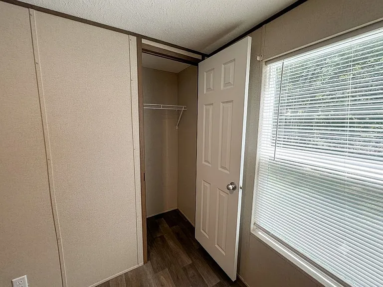 27 Sam Doyle Dr — Photo 16