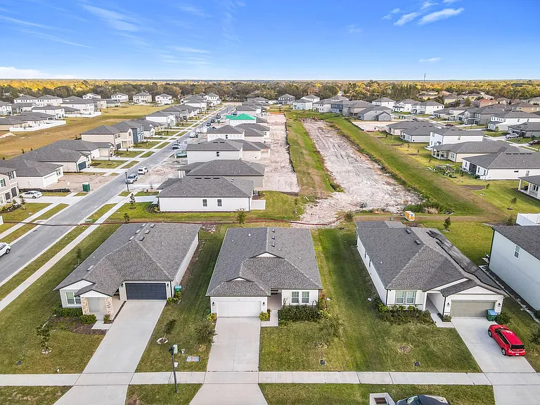 1317 Sterling Pointe Dr — Photo 30