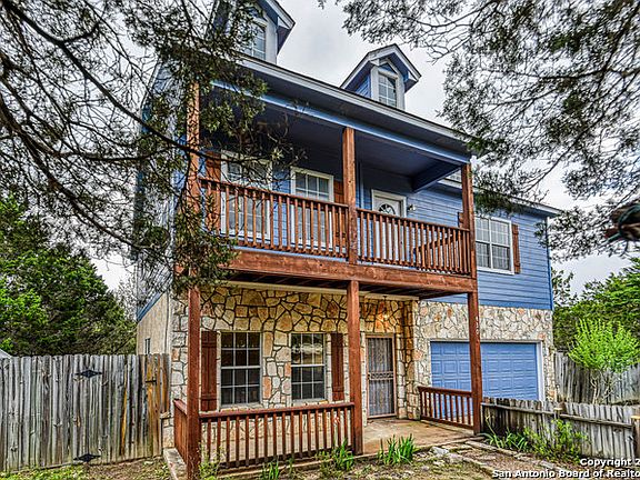 2nd image of 430 Country Meadow Ln