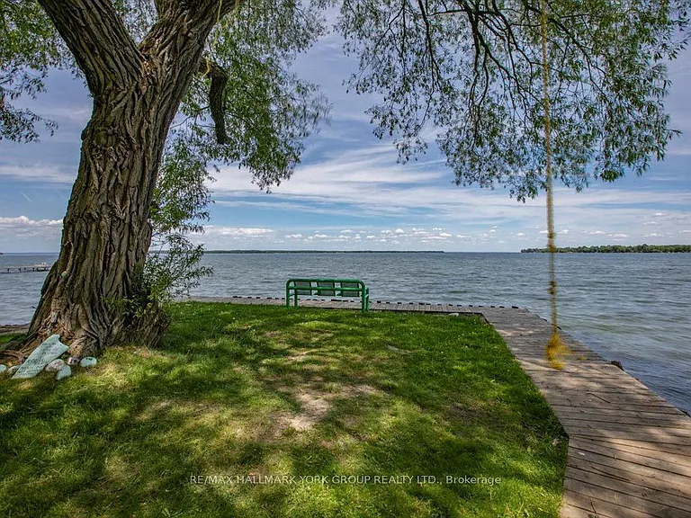 21 Lakeshore Rd — Photo 38
