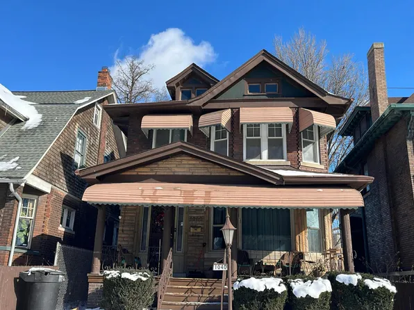 1040 Vinewood St, Detroit, MI 48216