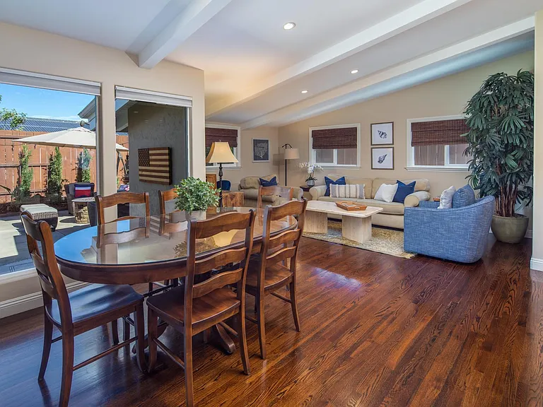 871 Coronado Ave — Photo 5