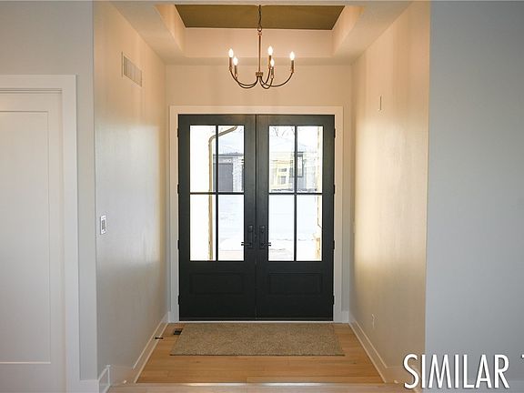 3rd image of 5004 152nd St
