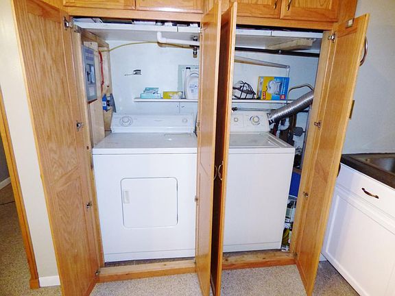 Laundry-in unit!
