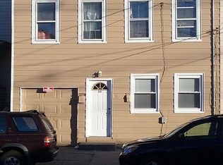 640 Charles St, Perth Amboy, NJ 08861