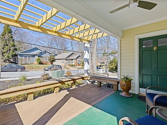 5th image of 325 Clifton Rd NE