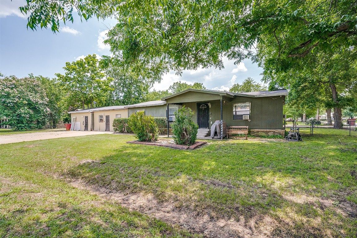 201 E 2nd St, Quinlan, TX 75474 MLS 20331457 Zillow