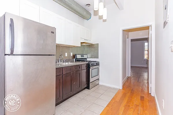 Rented by MySpaceNYC | media 15