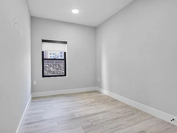 187 Culver Avenue — Photo 45