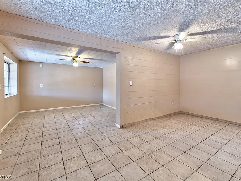 1816 Merze Ave — Photo 2