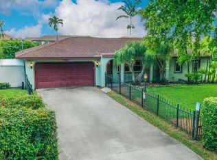 5425 Inwood Dr, Delray Beach, FL 33484