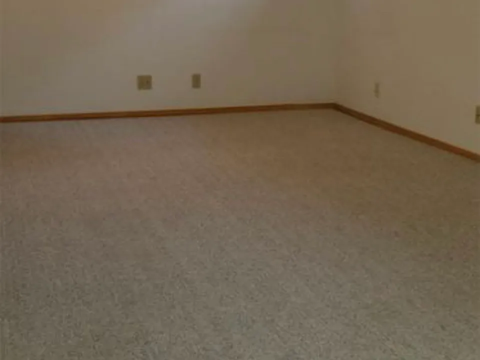 7409 W 155th Ter