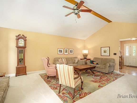 4th image of 1518 Scott Creek Dr NE