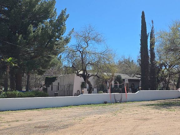 3rd image of 1501 W Baffert Pl