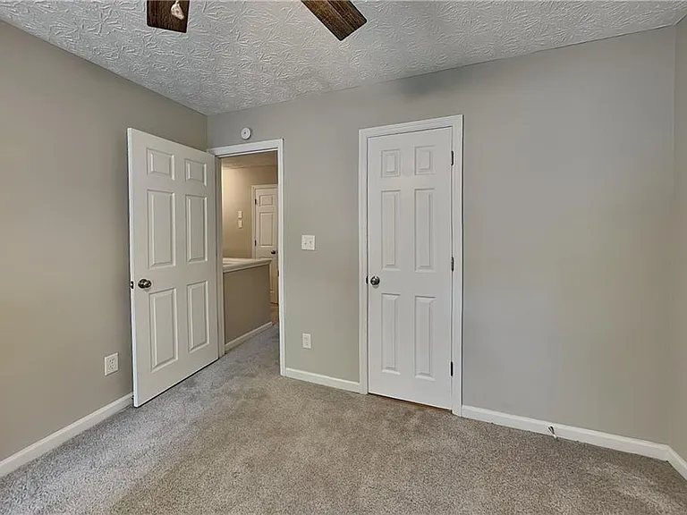 4922 Anclote Dr — Photo 13
