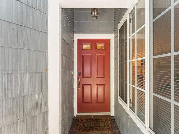 2nd image of 5029 SW 10th Ln