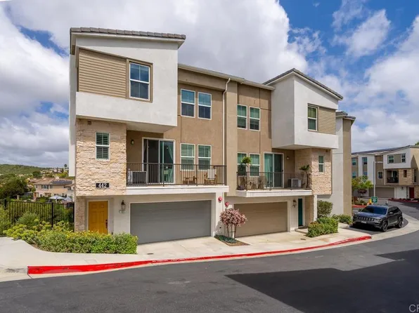 442 Fitzpatrick Rd #101, San Marcos, CA 92069
