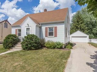 614 Abrams St, Green Bay, WI 54302