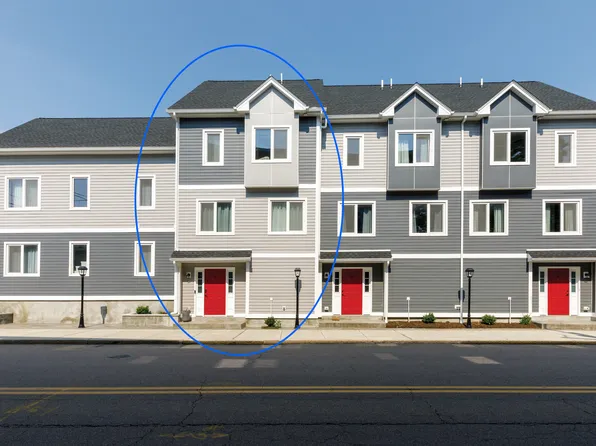 61 Pine St #9, Attleboro, MA 02703