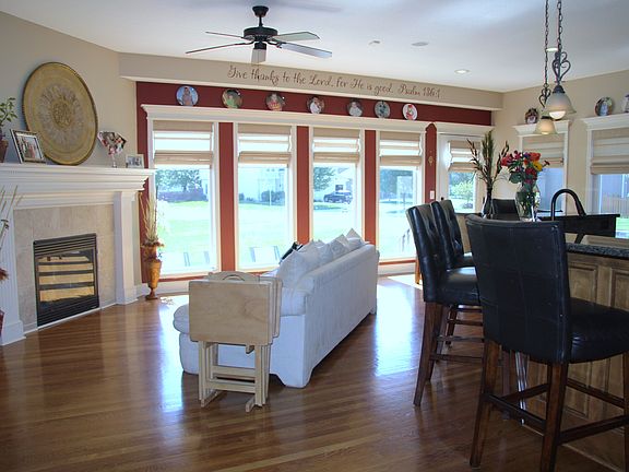 4th image of 2803 SW Summer Creek Ct