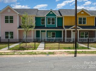 2021 Catherine Simmons Ave, Charlotte, NC 28216