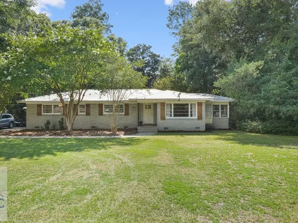230 Harper St, Jesup, GA 31546